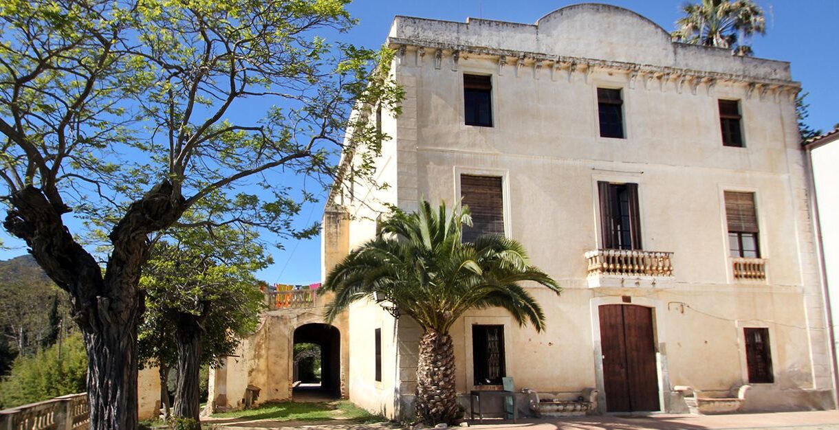 Tallers artístics al Maresme: crear des del territori